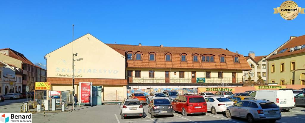 MEŠTIANSKY DOM S POZEMKOM, SLOVENSKÁ UL. PREŠOV