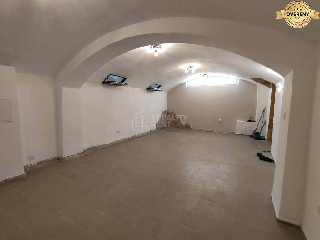 Iný-Prenájom-Bátovce-800.00 €