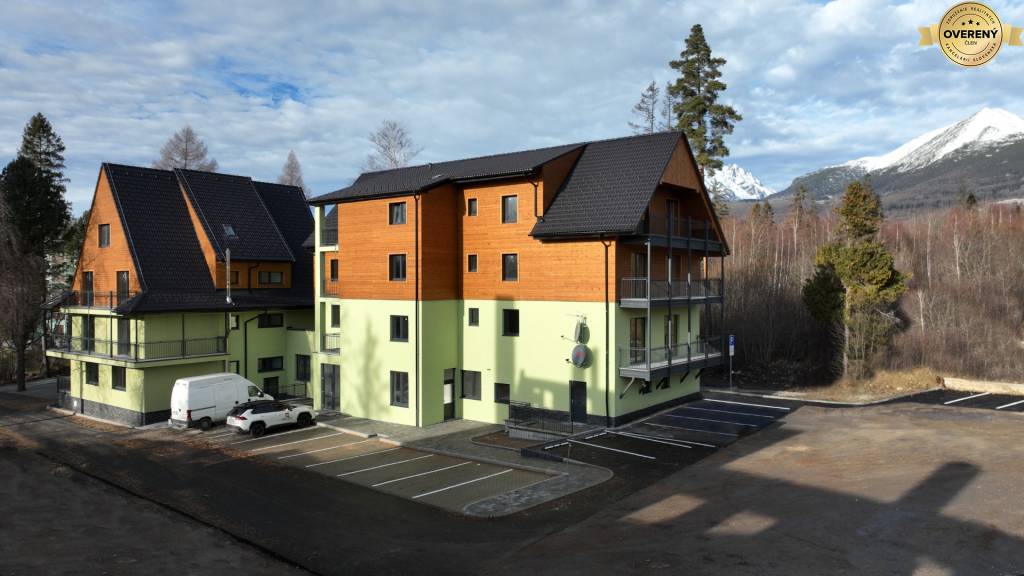 NOVÝ  3-izbový apartmán s terasou a balkónom Vysoké Tatry 121 m2