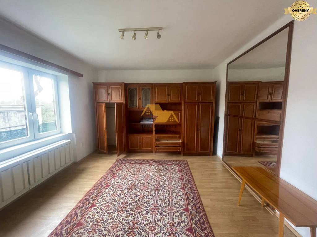 Iný-Prenájom-Nesvady-300.00 €