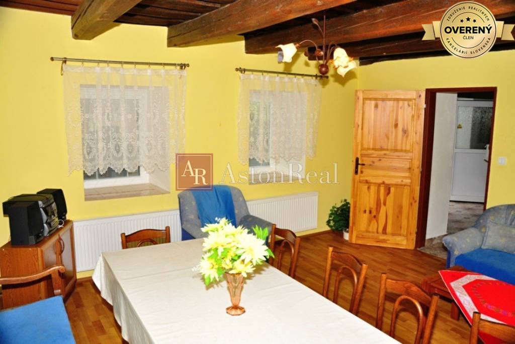 Predaj: 4-izbový RODINNÝ DOM, pozemok 675 m2, Turčianske Teplice