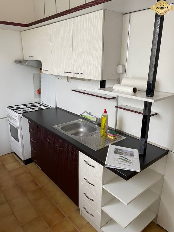 Hollého ulica - 1 izb. byt s balkónom - pôvodný - 66.500€ 