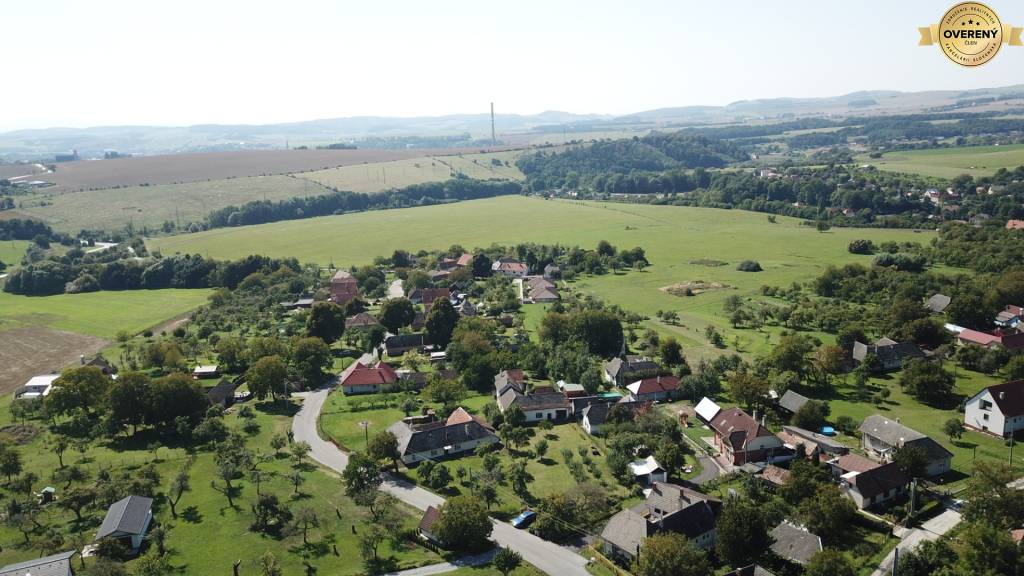 PREDAJ Chalupa s nádherným veľkým pozemkom a potenciálom na Myjave