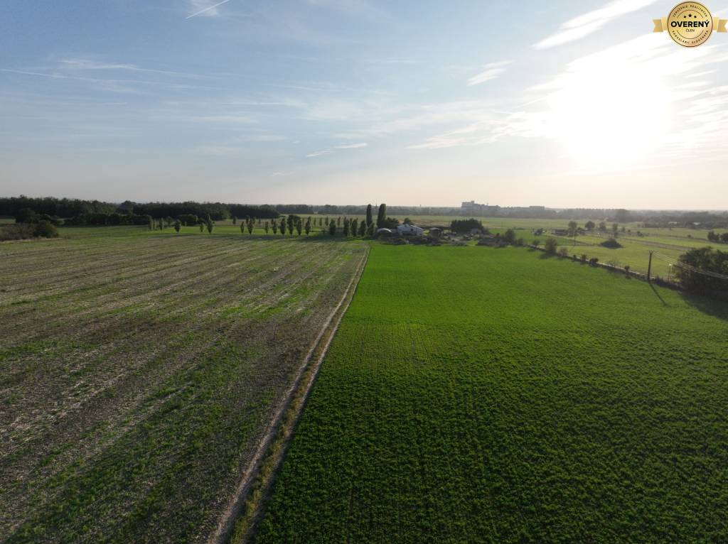 Predaj-ranč pre milovníkov koní s rozľahlými pozemkami okres Komárno