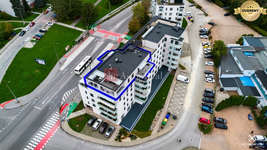 EXKLUZÍVNE: 5i byt NOVOSTAVBA, 3x TERASA s vírvkou, 218m2, 2x parking