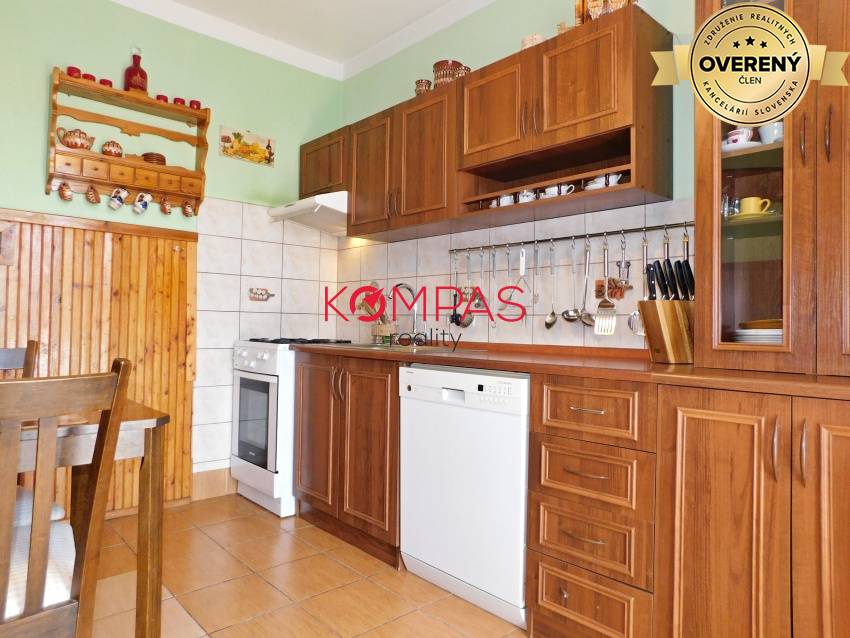 Iný-Predaj-Banská Bystrica-179900.00 €