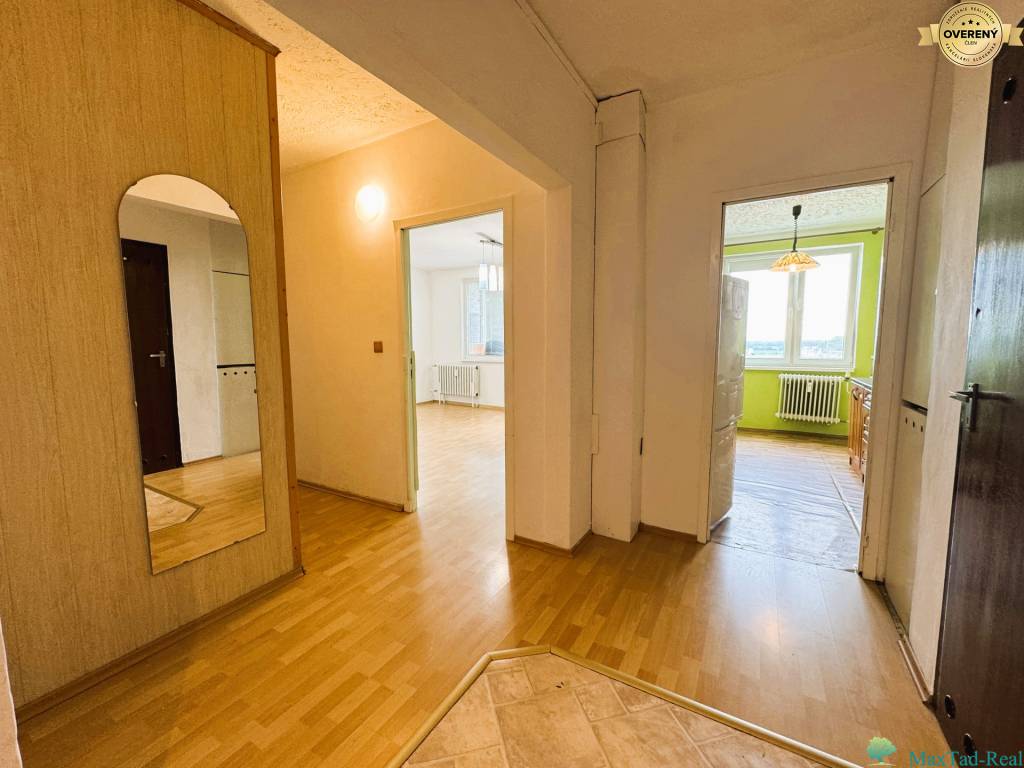 3-ka, stred mesta, kúpou voľný, Berehovská 72m2, 8poschodie, 81.900€