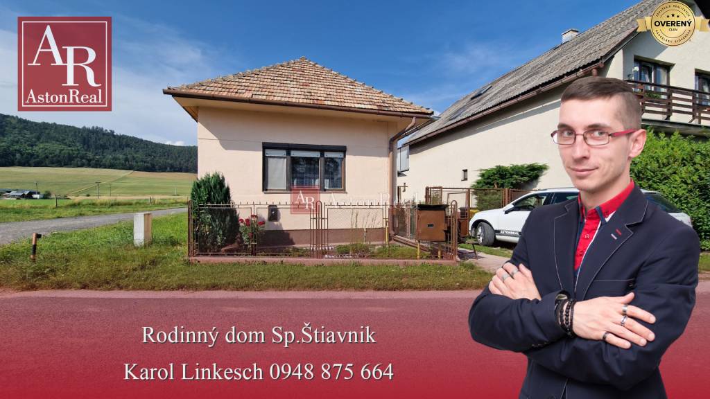  REZERVOVANÉ Rodinný dom Sp.Štiavnik Pozemok 889m2, 2 garáže