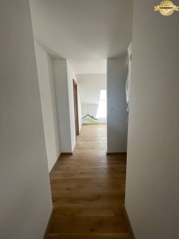 Podkrovný Apartmán priamo na námestí v Michalovciach.