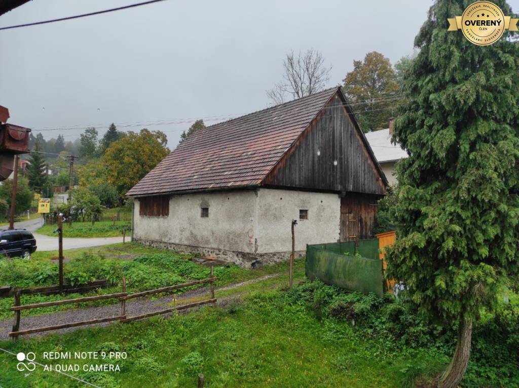 ČREMOŠNÉ-chalupa na pozemku 700m2  