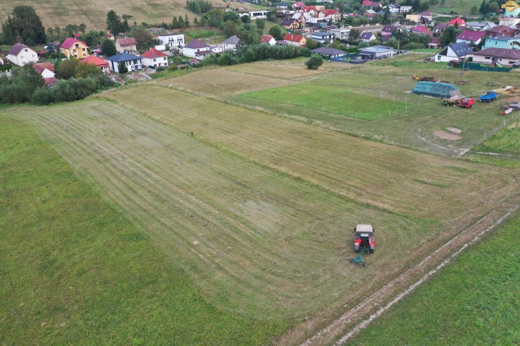 Na predaj stavebný pozemok 464 m2 v Bitarovej