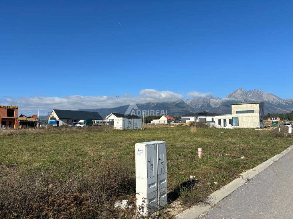 PREDAJ: Stav. pozemok s IS; 666 m2, Mlynica okres Poprad, 129.000 €