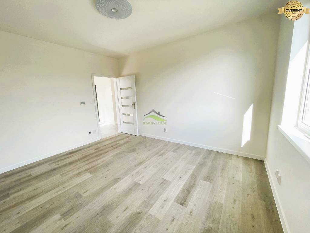 Moderná NOVOSTAVA blízko Zemplínskej Šíravy - Klokočov - 180.000€