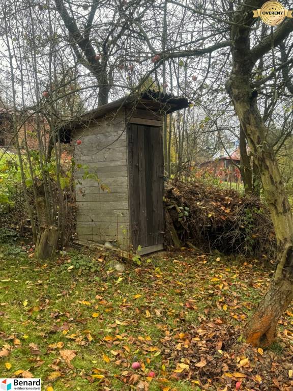 NA PREDAJ ZÁHRADNÁ CHATA S POZEMKOM V STAREJ ĽUBOVNI