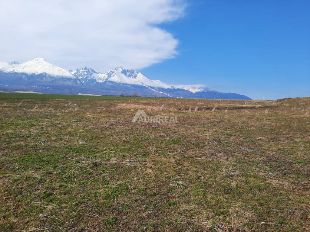 PREDAJ: stav. pozemok s IS; Mlynica okres Poprad,597 m2, 104.000€