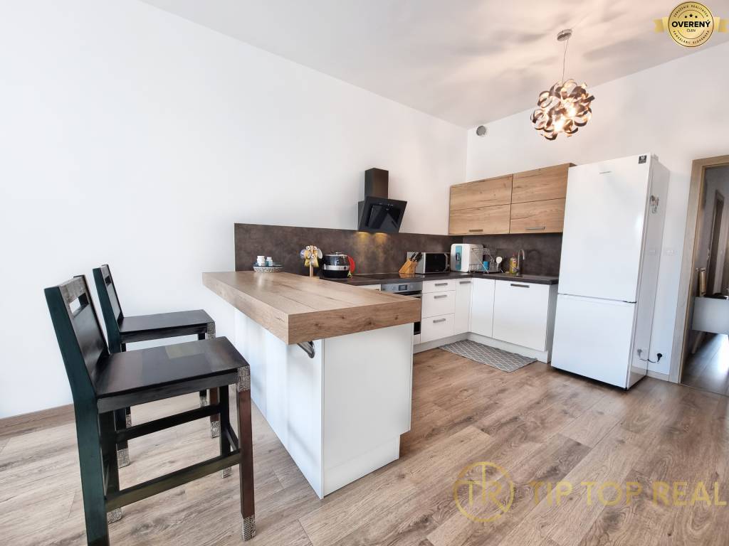 Iný-Prenájom-Bratislava - mestská časť Staré Mesto-1300.00 €