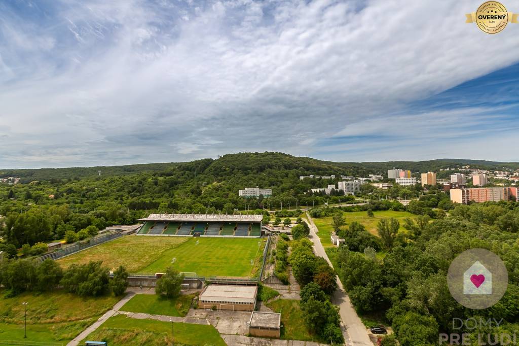 BA IV-Prenájom moderného zariadeného 1i bytu v novostavbe Čerešne