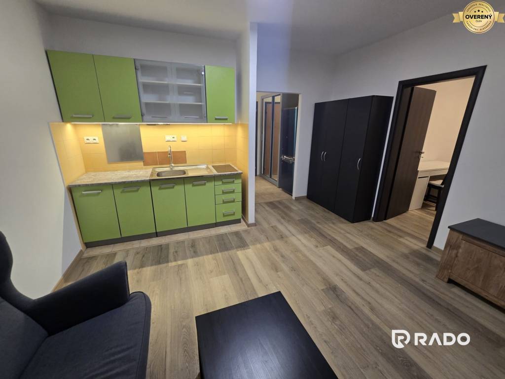 RADO | 2Izb. byt 38m2 +10m2 logia 2x po 5m2 | Petržalka - Blagoevova