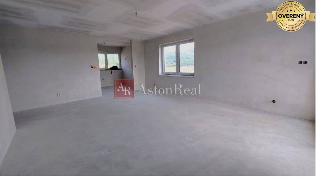 Predaj 4 izb Bungalov Poz. 602m2 Holodom Ratkovo