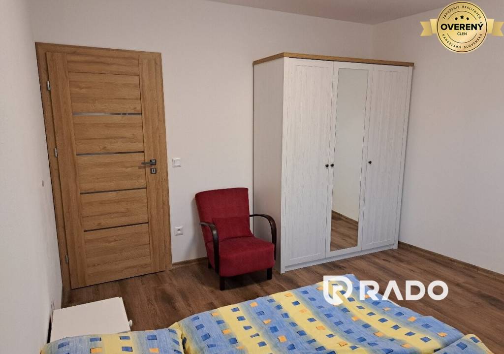 RADO I 3 IZB. BYT 72m2 I CENTRUM - ZAHRADNICKA ULICA