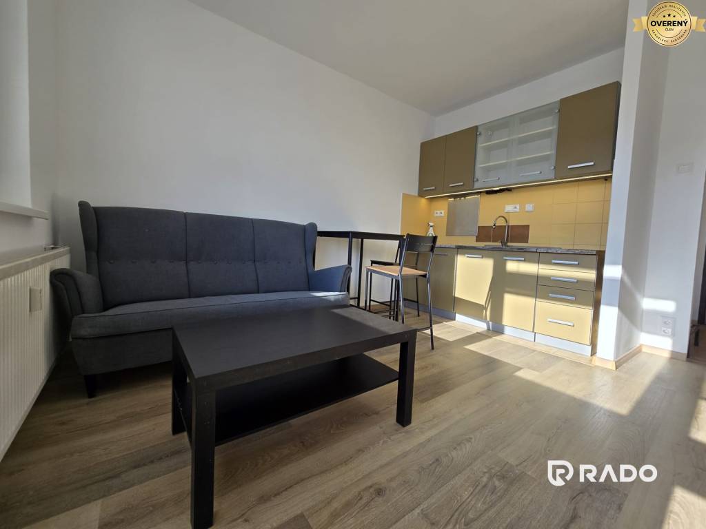 RADO | 2Izb. byt 38m2 +10m2 logia 2x po 5m2 | Petržalka - Blagoevova