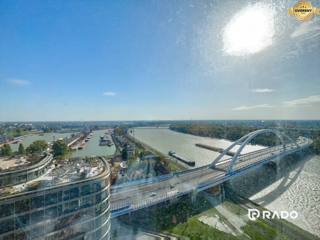 RentHub I EUROVEA TOWER I Krásny moderne zariadený 2-izb. byt I 65 m² 