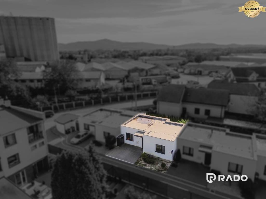 RADO | 3i rodinný dom 75m2 + pozemok 177m2, Hanzlíkovská - Trenčín