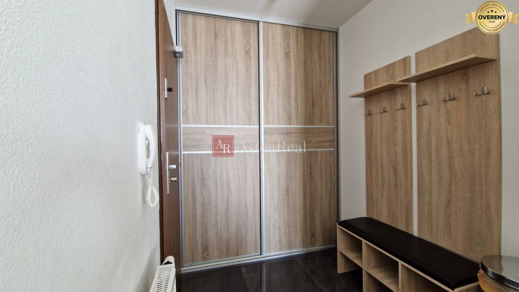 AstonReal: predaj zariadený apartmán 47m2 + balkón - Tatranská Lomnica