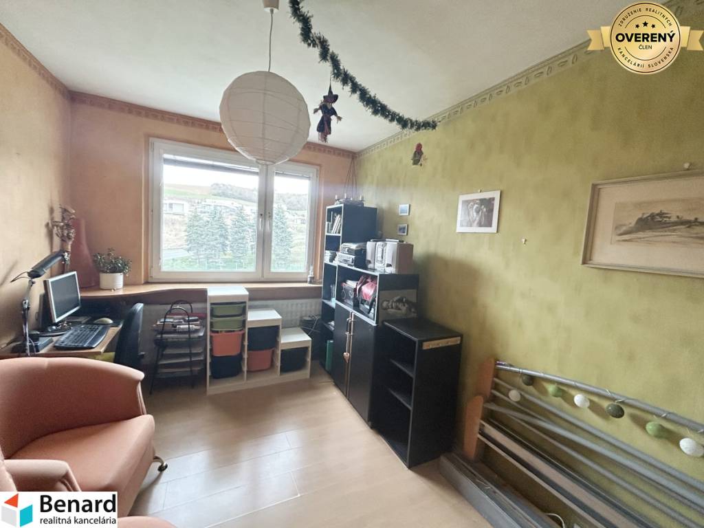 4IZBOVÝ BYT S LODŽIOU, M. NEŠPORA,  PREŠOV