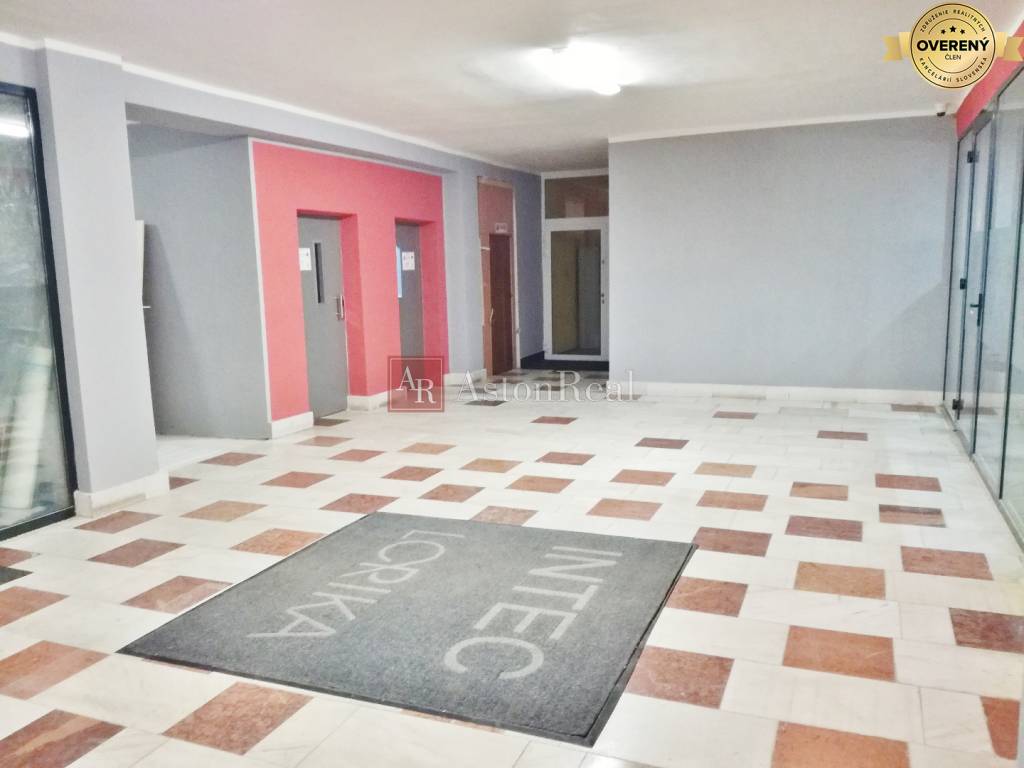 PRENÁJOM: Priestory od 30 m2 do 80 m2, Martin - Sever